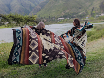 The Process of Making an Alpaca Blanket: From Shearing to Weaving